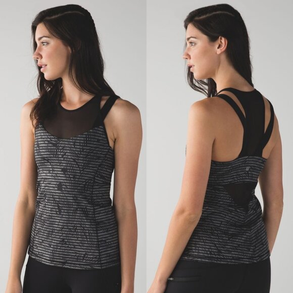 Lululemon Running In The City Shelf Bra Tank In Stripe Play Slate Black Size 6 - Picture 1 of 8